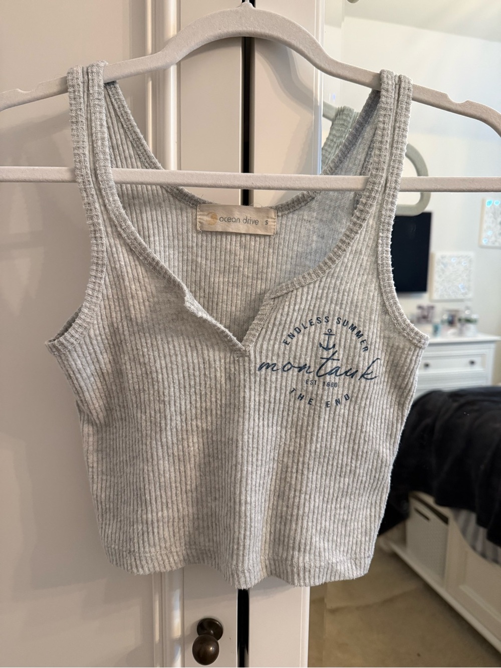 Ocean Drive Light Gray Ribbed Crop Tank with Montauk Graphic